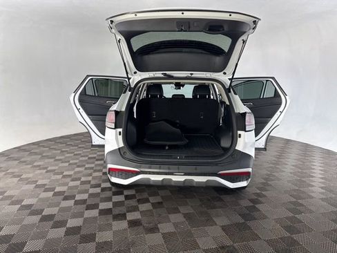 Certified 2023 Kia Sportage EX image 17