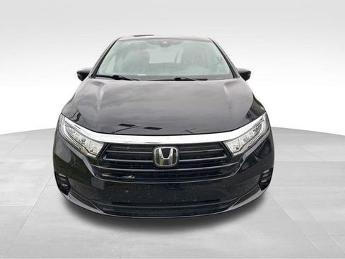 Used 2023 Honda Odyssey Elite image 3
