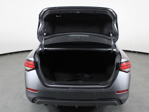 Certified 2023 Nissan Sentra SV FWD image 18