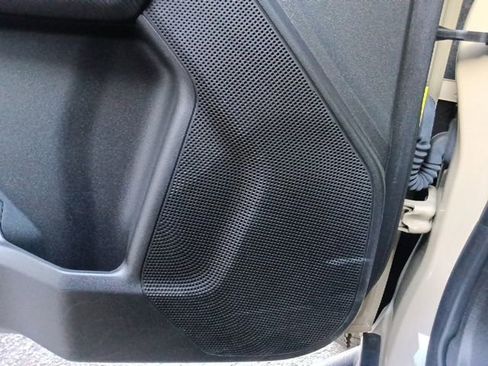 Used 2024 GMC Canyon Elevation w/ Convenience Package image 13