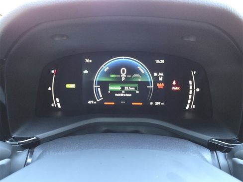 Used 2026 Toyota Camry SE image 31