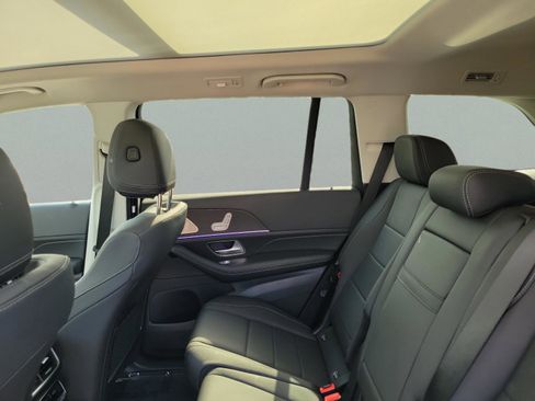Certified 2026 Mercedes-Benz GLS 450 4MATIC image 35