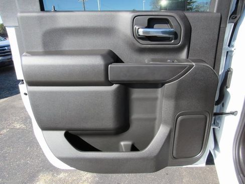 Certified 2025 GMC Sierra 2500 Pro w/ Convenience Package image 19