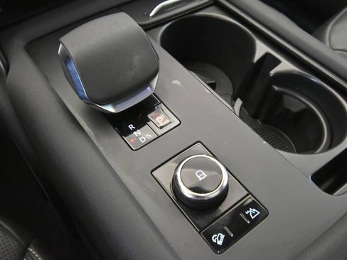 Used 2021 Land Rover Discovery S R-Dynamic image 21