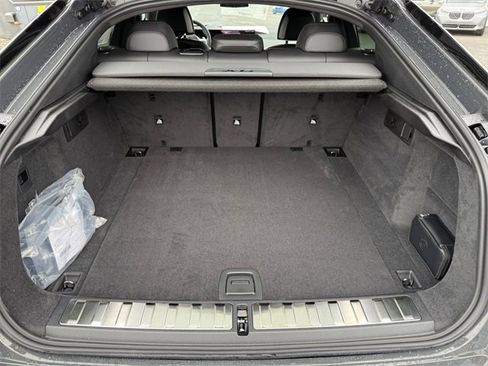 New 2026 BMW X6 xDrive40i w/ Climate Comfort Package image 19