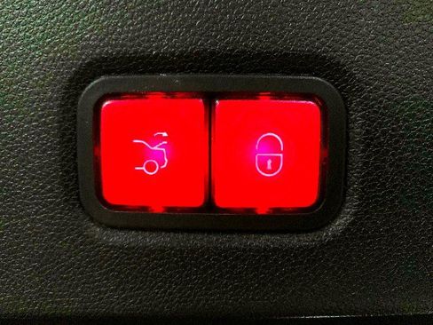 Used 2012 Mercedes-Benz CLS 63 AMG image 76