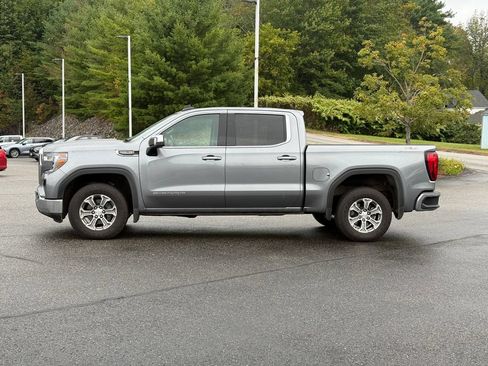 Used 2020 GMC Sierra 1500 SLE w/ SLE Value Package AWD/4WD image 2