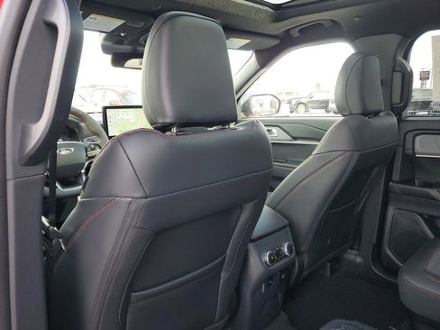 New 2026 Ford Explorer ST-Line w/ ST-Line Street Pack image 31