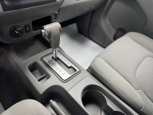 Used 2019 Nissan Frontier SV image 22