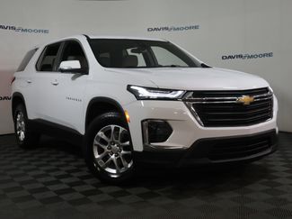 Used 2023 Chevrolet Traverse LS w/ Safety Package video 2