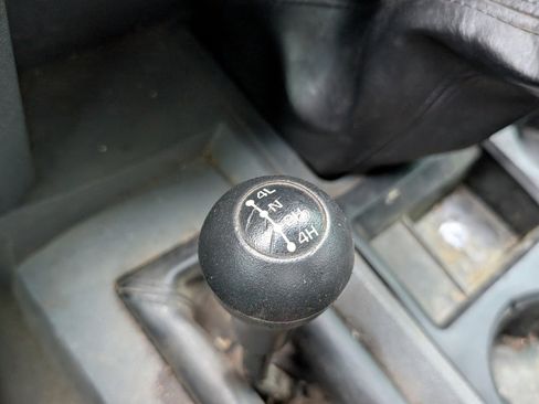 Used 2006 Dodge Ram 3500 Truck SLT w/ Quad Cab Big Horn Value Group image 9