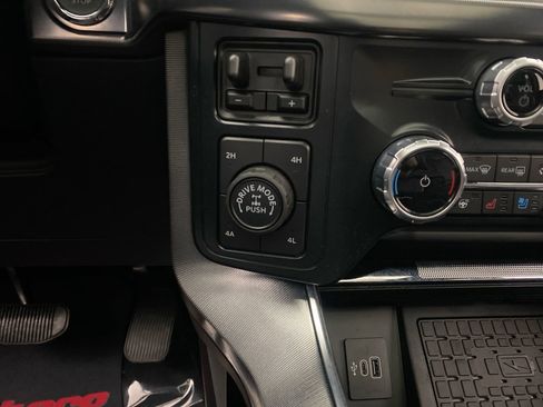 Used 2025 Ford F150 Platinum w/ Equipment Group 702A High AWD/4WD image 20