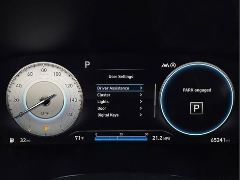 Used 2022 Hyundai Santa Fe SEL w/ Convenience Package image 18