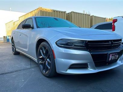 Used 2020 Dodge Charger SXT w/ Blacktop Package