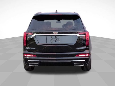Used 2025 Cadillac XT6 Premium Luxury w/ Technology Package image 6