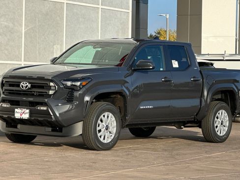 New 2026 Toyota Tacoma SR5 image 8