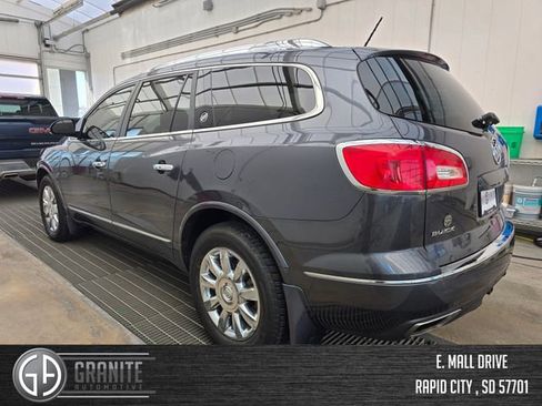 Used 2014 Buick Enclave Leather image 3