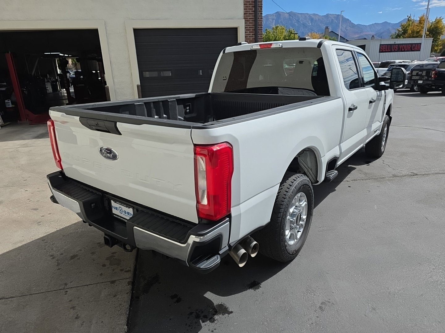 Used 2025 Ford F250 XLT w/ FX4 Off-Road Package AWD/4WD image 28
