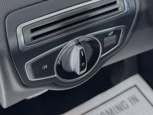 Used 2016 Mercedes-Benz C 300 4MATIC Sedan image 10