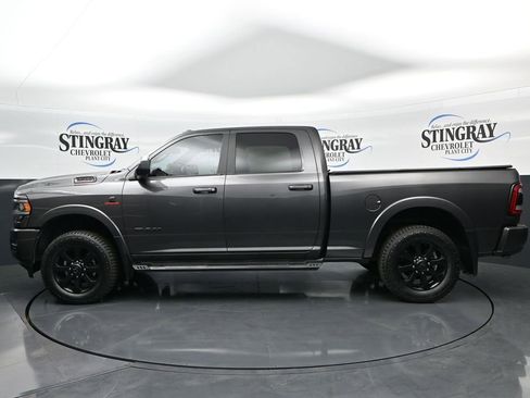 Used 2022 RAM 3500 Laramie w/ Night Edition AWD/4WD image 4