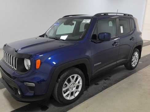 Used 2021 Jeep Renegade Latitude w/ Sun & Sound Group FWD image 2