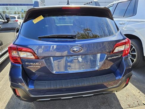 Used 2019 Subaru Outback 2.5i Limited image 8