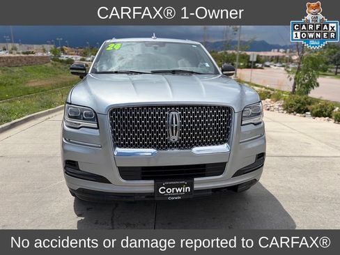 Used 2024 Lincoln Navigator L Reserve AWD/4WD image 2