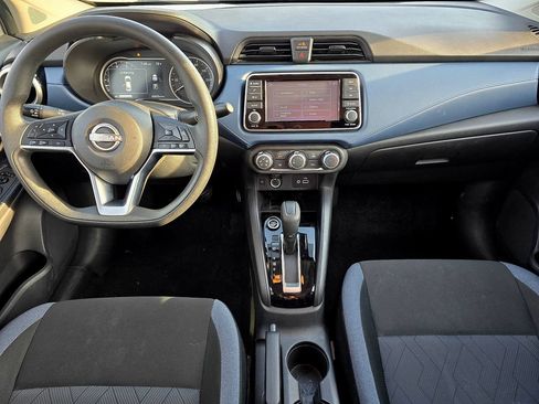 Used 2025 Nissan Versa SV FWD image 28