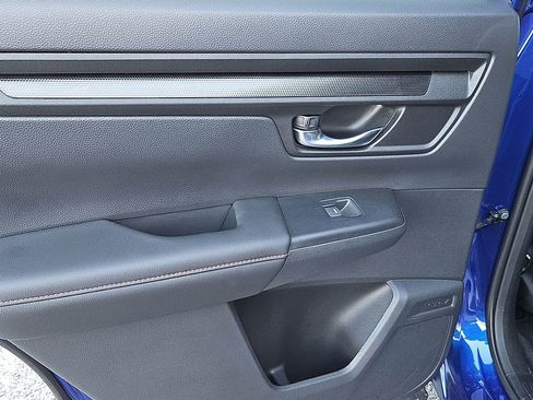 Certified 2025 Honda CR-V Sport image 16