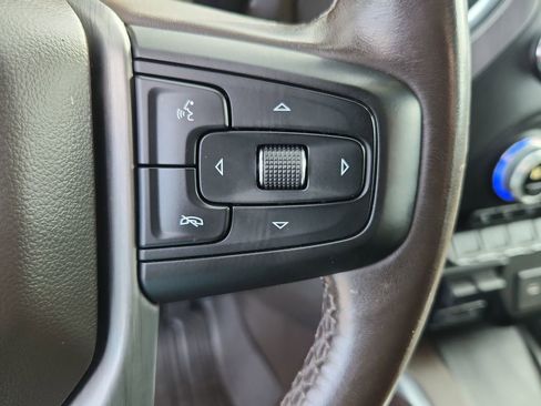 Used 2023 GMC Sierra 3500 Denali w/ Denali Ultimate Package image 24