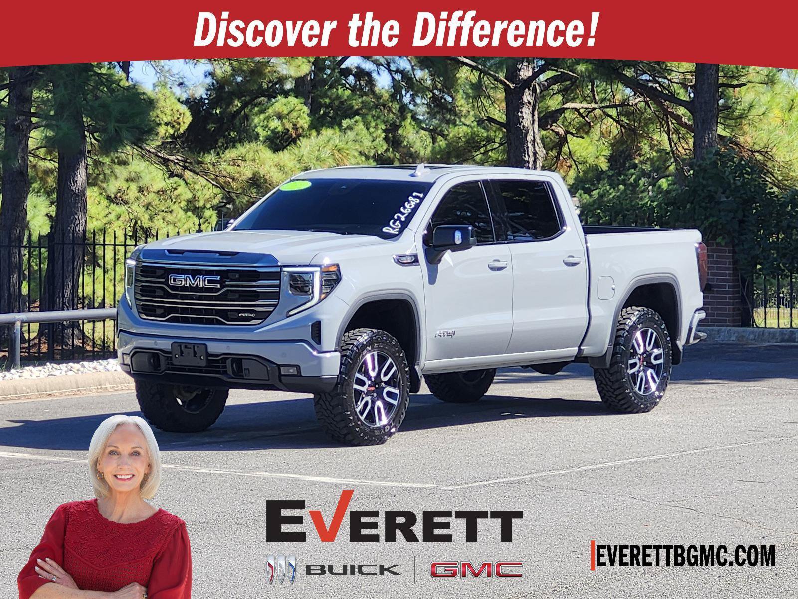 Used 2024 GMC Sierra 1500 AT4 w/ AT4 Premium Package AWD/4WD image 1