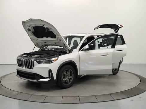 Used 2024 BMW X1 xDrive28i w/ Convenience Package AWD/4WD image 12
