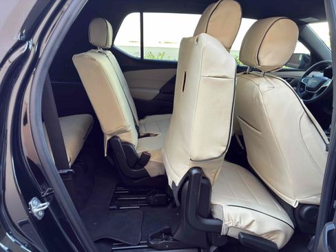 Used 2022 Chevrolet Traverse LS FWD image 58