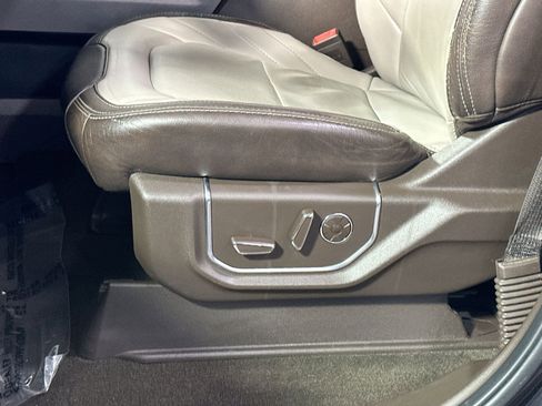 Used 2019 Ford F150 Limited w/ Trailer Tow Package image 14