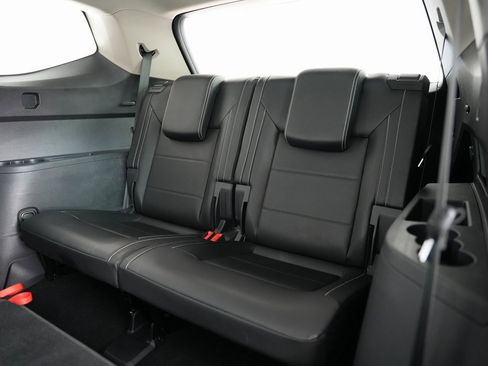 Used 2022 Volkswagen Atlas SE image 37