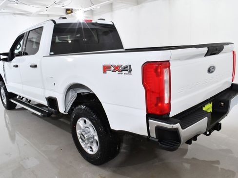 New 2026 Ford F350 XLT w/ FX4 Off-Road Package image 15