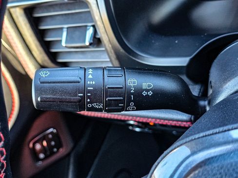 Used 2023 Ford Expedition Limited image 23