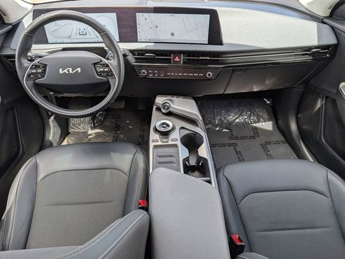 Certified 2024 Kia EV6 Light AWD/4WD image 21