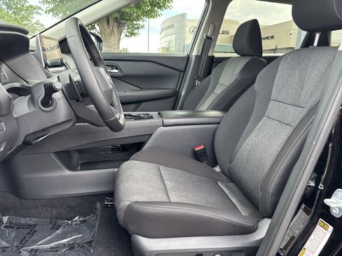 Used 2026 Nissan Rogue SV AWD/4WD image 20