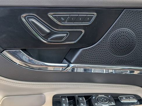 Used 2023 Lincoln Corsair FWD w/ Equipment Group 101A image 35