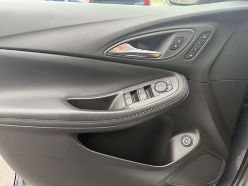 Used 2022 Buick Encore GX Essence w/ Experience Buick Package image 30