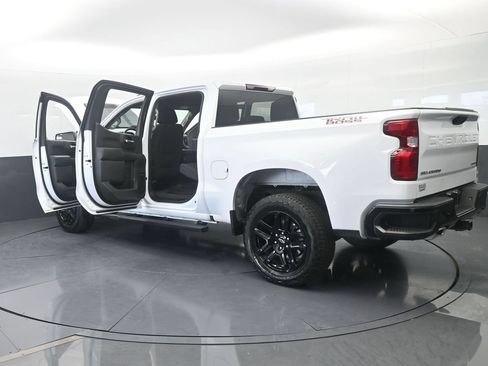 Used 2025 Chevrolet Silverado 1500 Custom Trail Boss AWD/4WD image 80