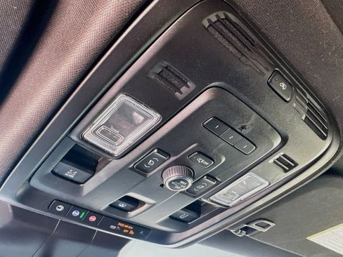 Used 2023 Cadillac Escalade Premium Luxury w/ LPO, Floor Liner Package AWD/4WD image 20