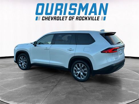 Used 2024 Toyota Grand Highlander Limited image 4