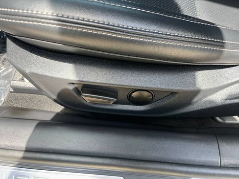 Used 2025 Ford Mustang Premium RWD image 35