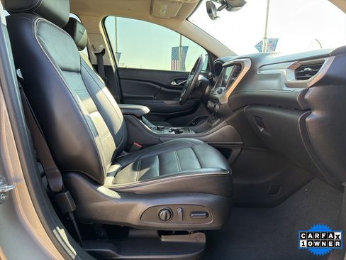 Used 2022 GMC Acadia Denali w/ Denali Ultimate Package image 15