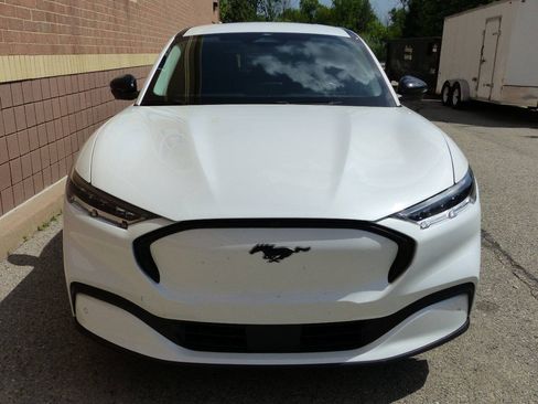 Used 2023 Ford Mustang Mach-E Select AWD/4WD image 4