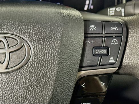 Used 2025 Toyota Camry LE FWD image 13