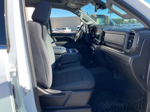 Used 2024 GMC Sierra 2500 SLE w/ SLE Convenience Package image 39