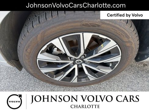 Certified 2024 Volvo XC60 B5 Plus w/ Protection Package Premier image 25